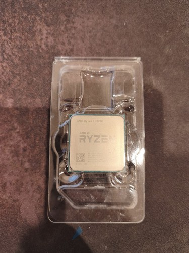 Amd ryzen 3200g quad core - 3,